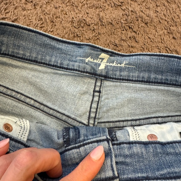 7 For All Mankind Denim Jean Shorts Light Wash Cut Off Distressed High Rise 30 - Picture 3 of 7